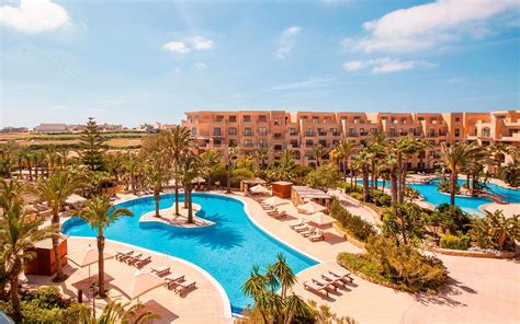 top    resort hotels  malta  gozo telegraph travel