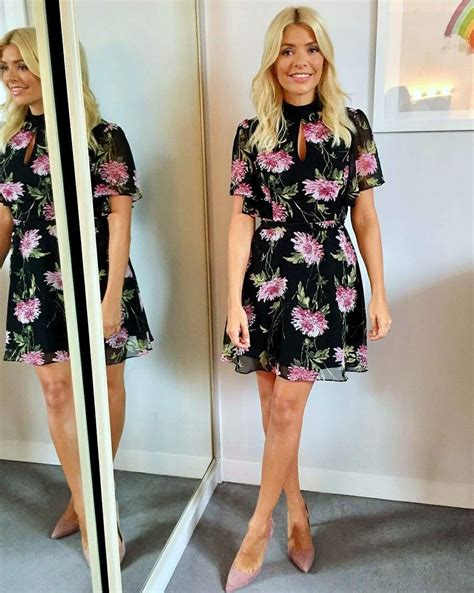 pin  terence harney  holly willoughby holly willoughby outfits