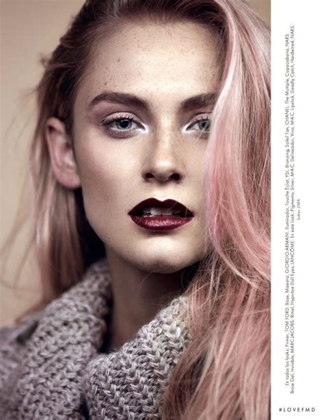 Red Nude In Elle Mexico With Brooke Register Id 21046