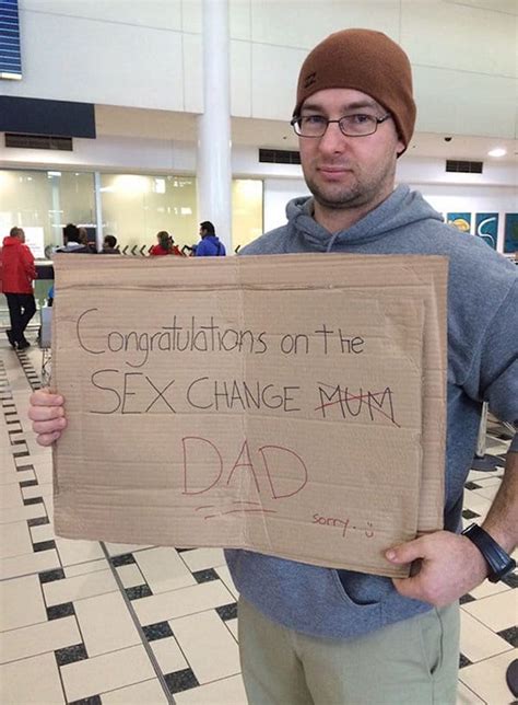 48 Funny Airport Signs That Went Above And Beyond Welcome