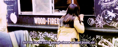 19 Hilariously True Mindy Lahiri Quotes That Will Help You Lead Your
