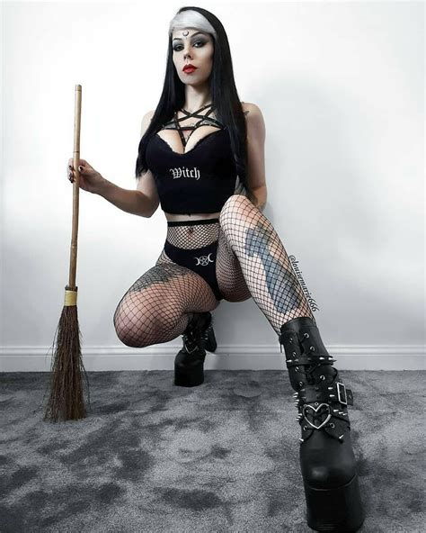 Metal Goth And Alt Girls🕇 On Instagram “follow Louisemarie666 Witch