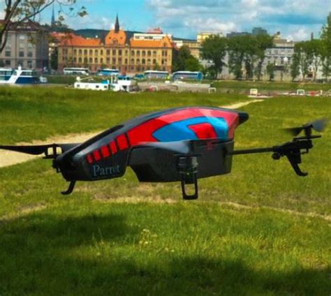 parrot amazon  partage une vision du drone nous avons la notre