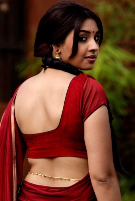 picture 431016 osthi richa gangopadhyay hot photos in red saree new movie posters
