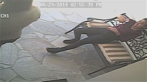 Burglar Caught On Tape Taking Selfie Outside Bel Air Home Abc13 Houston