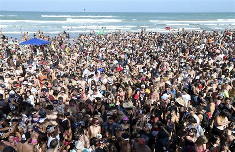 south padre sees bump in spring break turnout anticipating big year san antonio express news