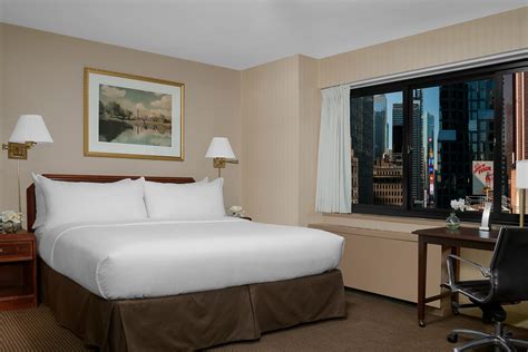 manhattan hotel  times square   york ny room deals