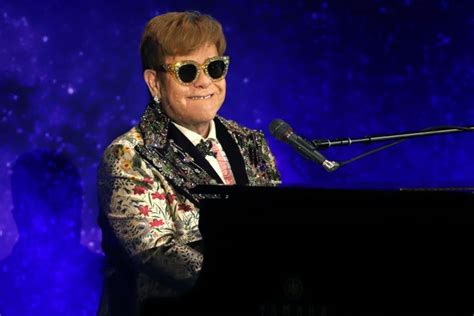 Rod Stewart Blasts Elton John’s ‘dishonest’ Farewell Tour Huffpost Uk