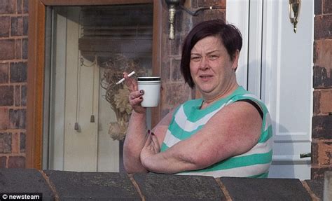 so white dee how does it feel to be the poster girl for everything that s wrong with britain