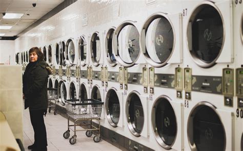 benefits    laundromat