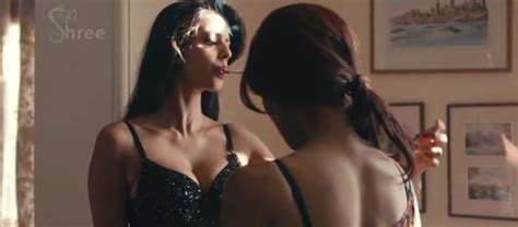 nude video celebs paoli dam sexy hate story 2012