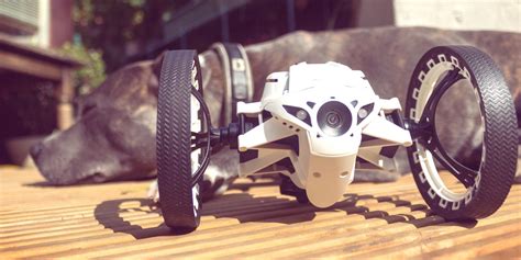 parrot jumping sumo mini drone review  giveaway