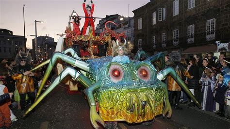esta es la carroza  arrasa en los desfiles de carnaval de galicia  asturias