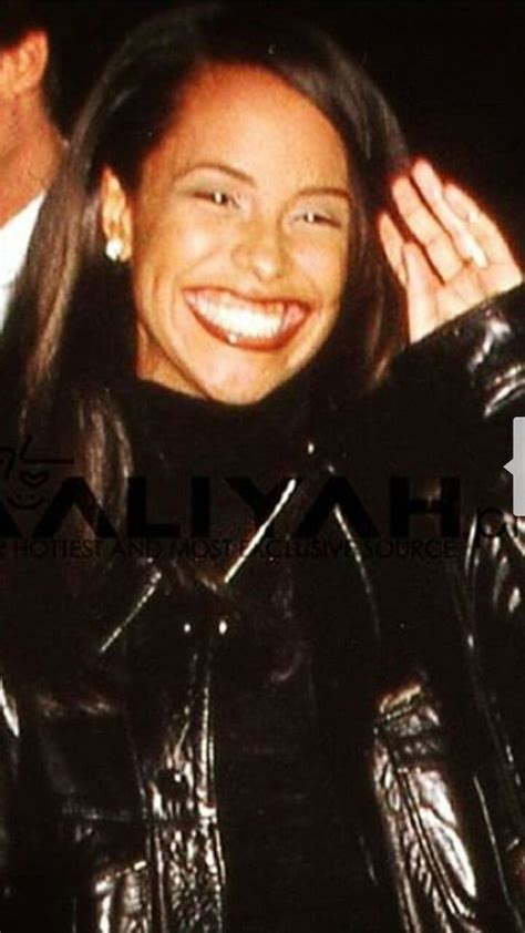 Pinterest Kjvohgue Whitney Houston Young Aaliyah Pictures Queen
