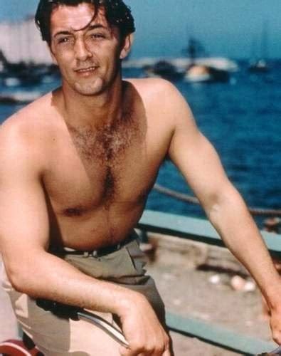 Was robert mitchum gay