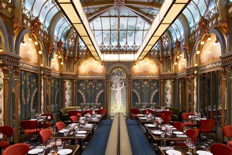 beautiful restaurants  paris stunning settings