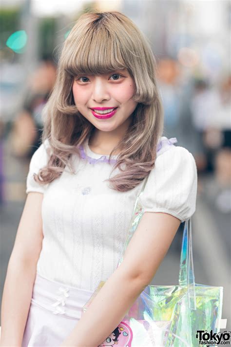 Harajuku Monster Cafe Girl In Kawaii Pastel Fashion W