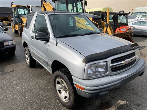 chevrolet tracker dr conv grey vin cnbec  auctions