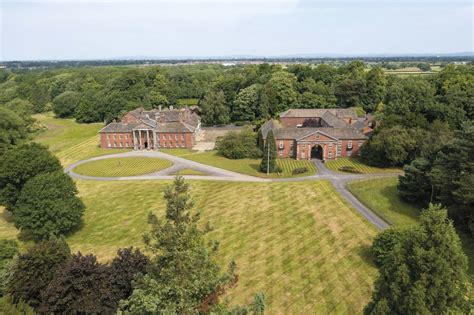 adlington hall  historic english estate  cheshire francis york