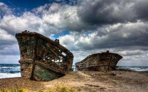 shipwreck beach  ml williams