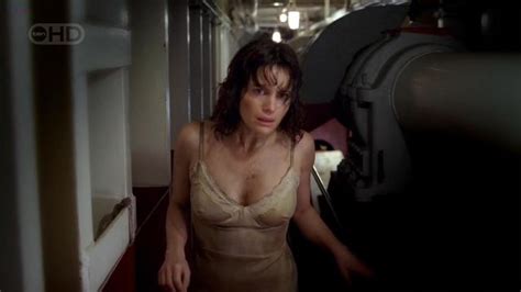 Nude Video Celebs Carla Gugino Sexy Threshold S01e01