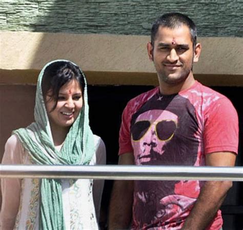 ms dhoni images photo and wallpapers download in one click