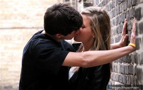 ᴘɪɴᴛᴇʀᴇsᴛ Tanyaangulo ☾ Amor Casal Fotos De Beijos