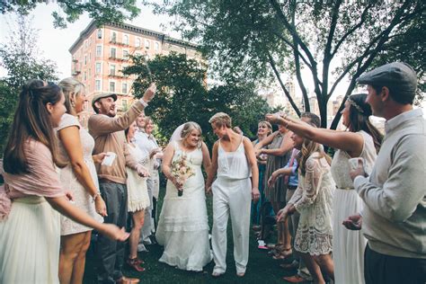 23 Striking Pictures From Same Sex Weddings – Sheknows