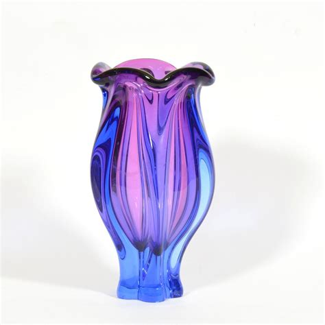 1960s Blown Glass Vase In Purple 122421