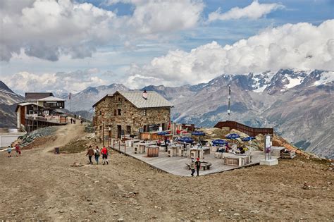 laengfluh saas fee wanderung outdooractivecom