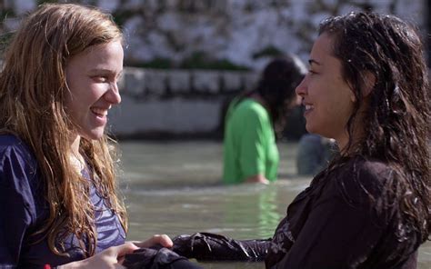 red cow portrays teenage lesbian love in the heart of jewish east jerusalem the times of israel