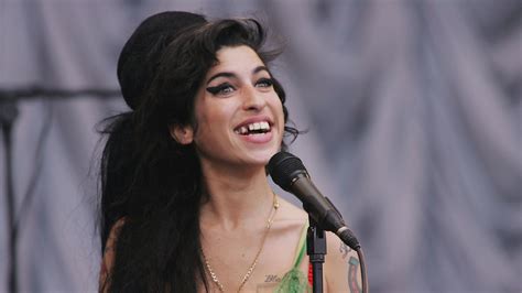 amy winehouses troubles   law