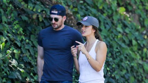 chris evans and minka kelly are dating again but his