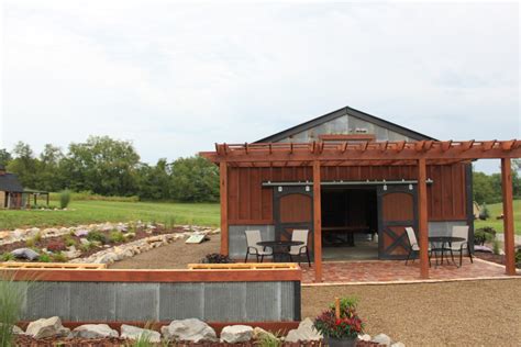 building  inexpensive rustic outdoor kitchen  world garden farms