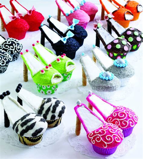 high heel cupcakes foodiggity