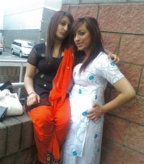 hot desi aunties half dress photos ~ south indian actresses pics