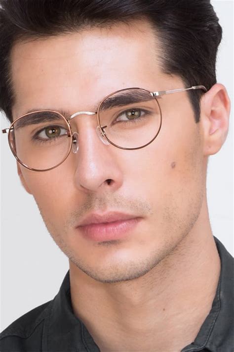 15 Hottest Eyewear Trends For Men 2021