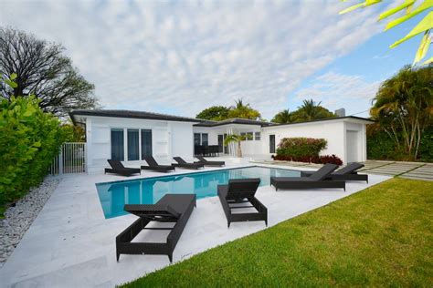 incredible miami airbnbs   style  budget