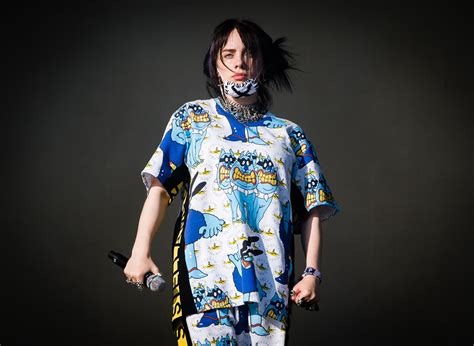 Flipboard Billie Eilish Removed Her Baggy Clothes In A