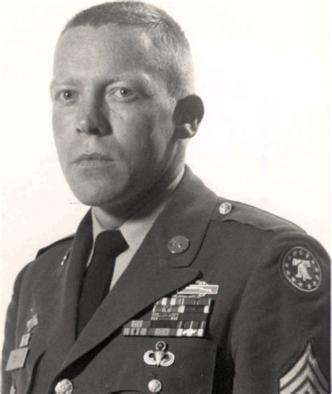 Joe Ronnie Hooper Vietnam War U S Army Medal Of Honor Recipient