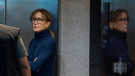 felicity huffman out on bail for bribery case lori loughlin charged