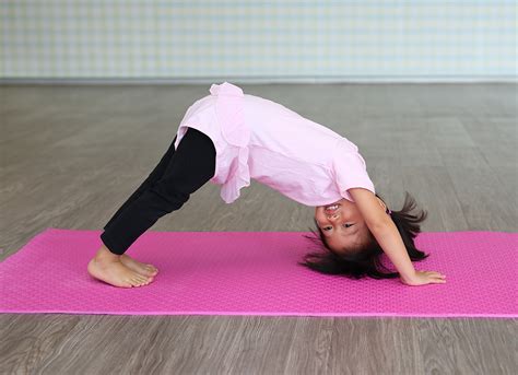 simple yoga moves  toddlers super simple