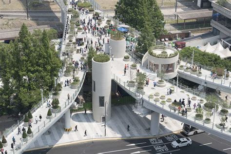 how seoul transformed a disused highway overpass into a botanical