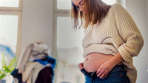 How To Tell If You’re Pregnant Vs Weight Gain