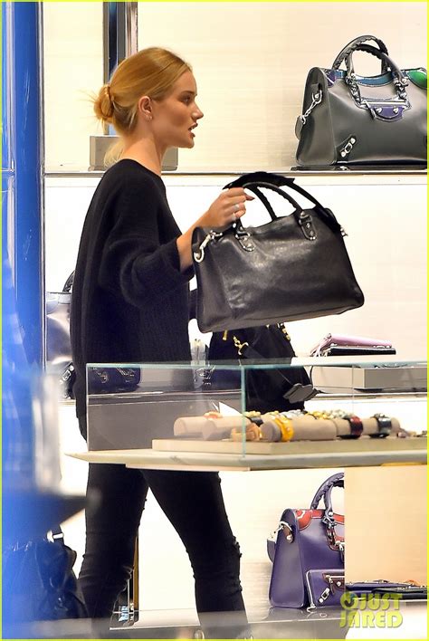 Rosie Huntington Whiteley Buys Herself A Little Pre Christmas T