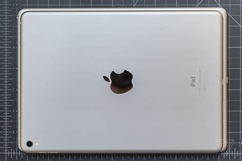 Ipad Pro 10 5 Review Overkill The Verge