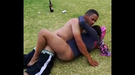south african couple caught by cops fucking in the park xvideos