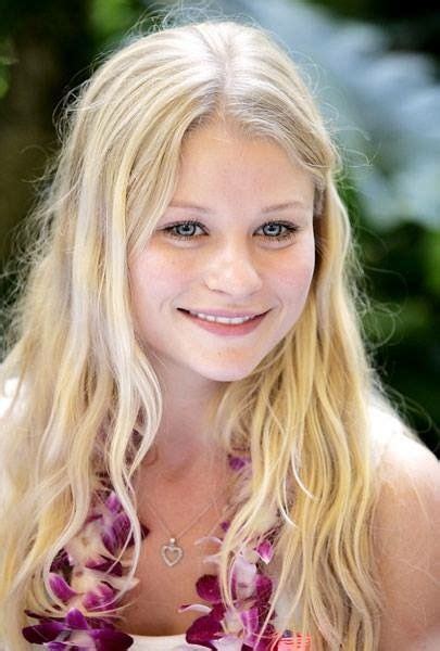 Pin By Jeanette Dills On Lost Blonde Hair Emilie De