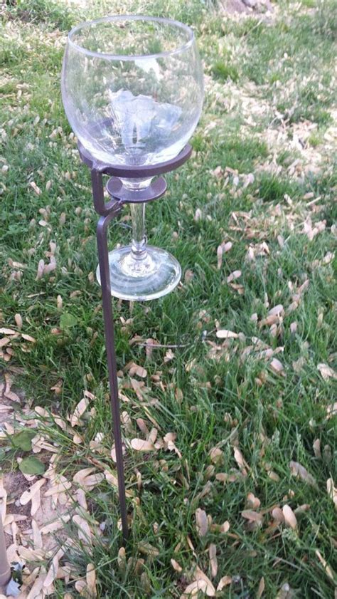 Handmade Welded Metal Outdoor Wine Glass Holder Stake For Fire Side Or
