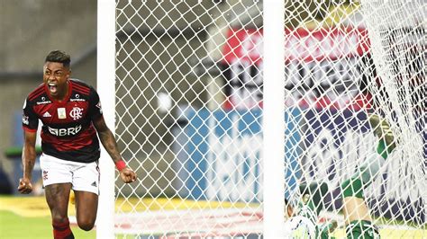 Cartola Fc 2020 Bruno Henrique Mita E Seleção 22 Fica Com Maioria Do